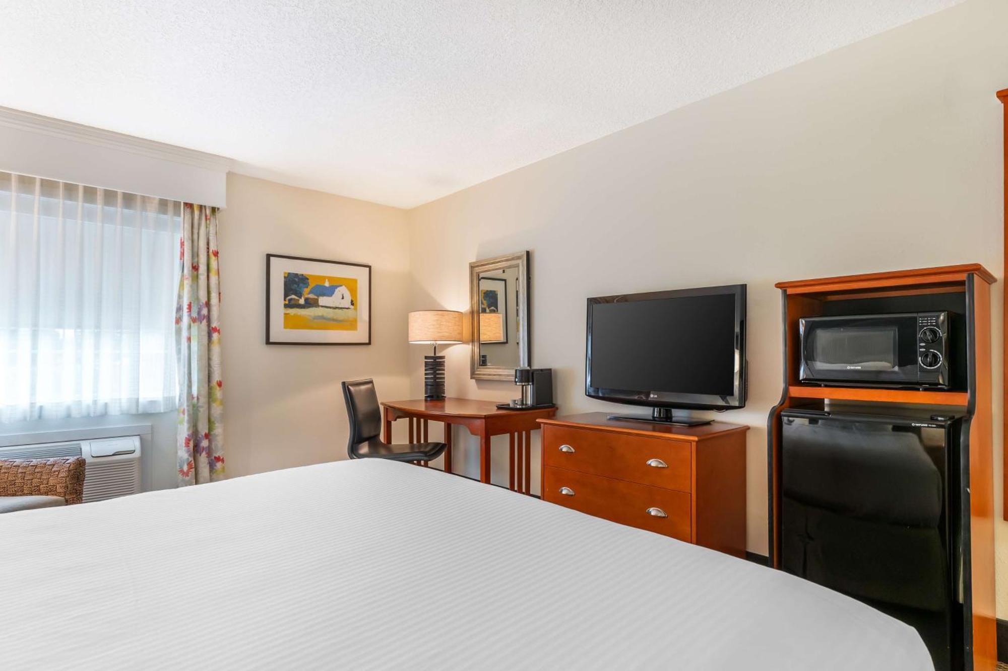 Best Western Plus University Park Inn & Suites Ames Eksteriør billede