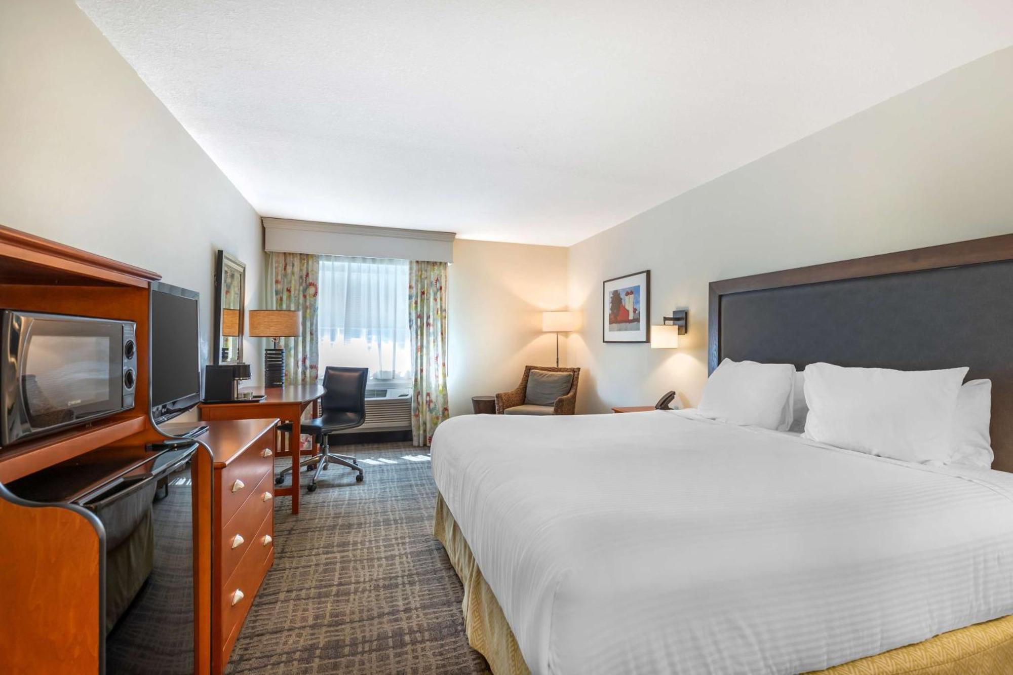 Best Western Plus University Park Inn & Suites Ames Eksteriør billede