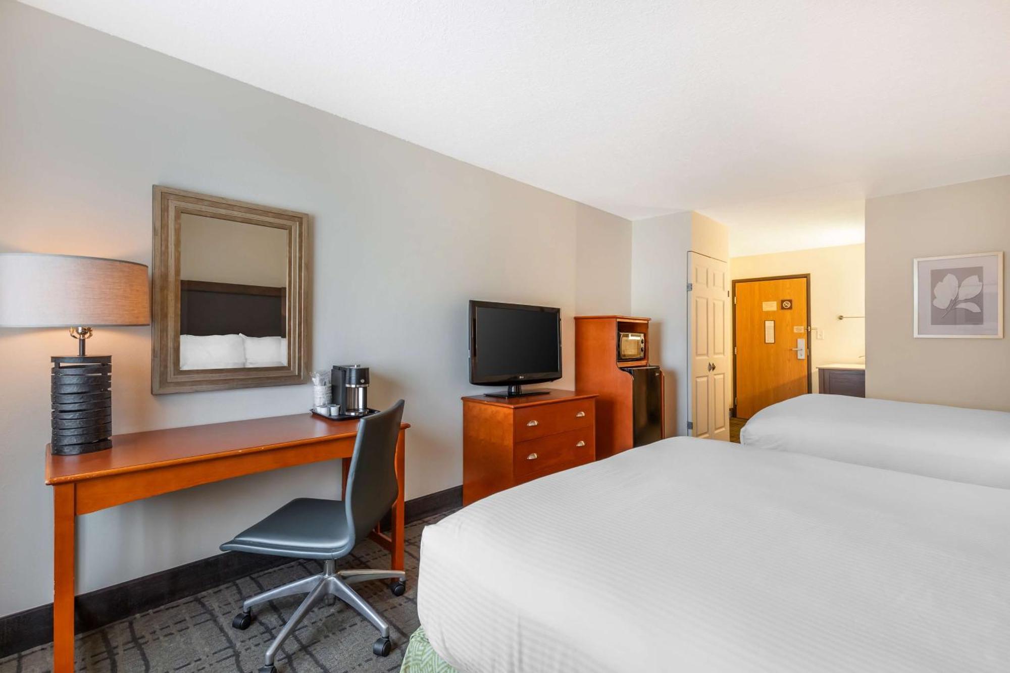 Best Western Plus University Park Inn & Suites Ames Eksteriør billede