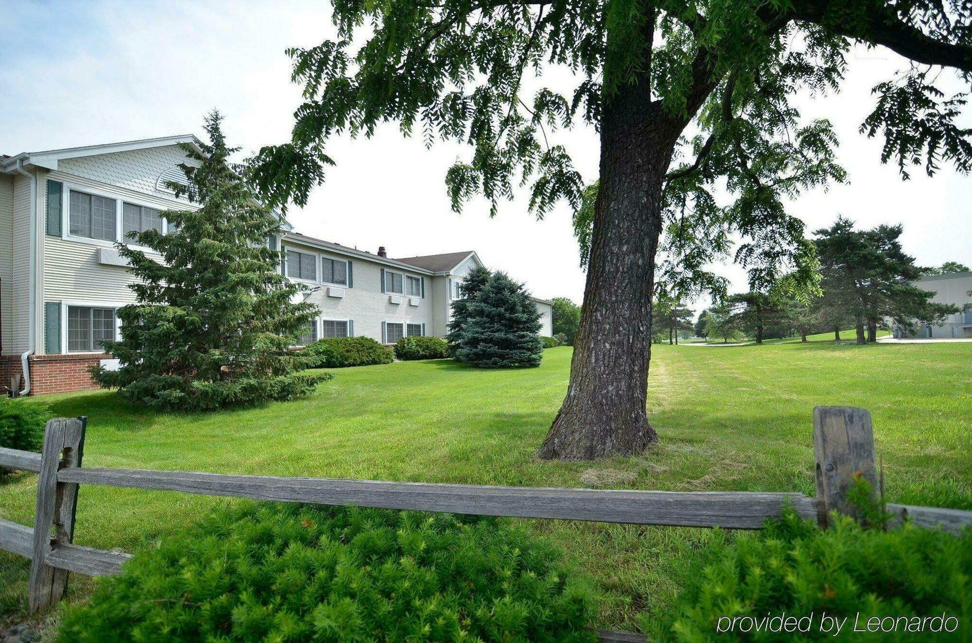 Best Western Plus University Park Inn & Suites Ames Eksteriør billede